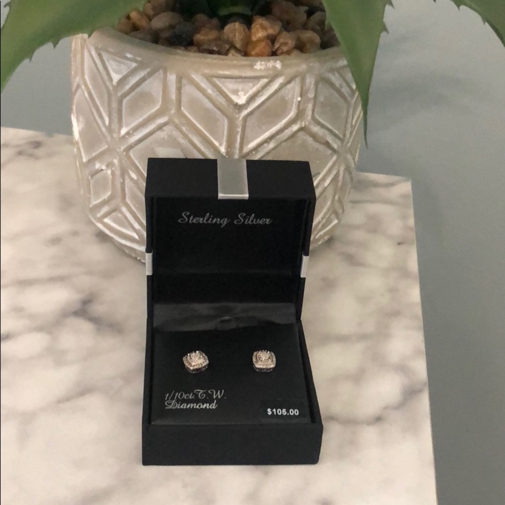 Sterling Silver 1/10ct diamond earrings
